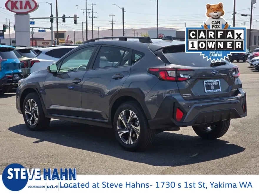 2024 Subaru Crosstrek Premium photo 1
