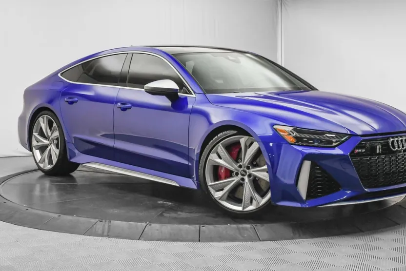 2023 Audi RS 7 Base photo 1