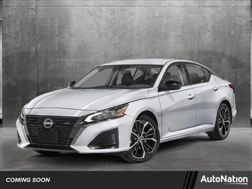 2025 Nissan Altima SR photo 1