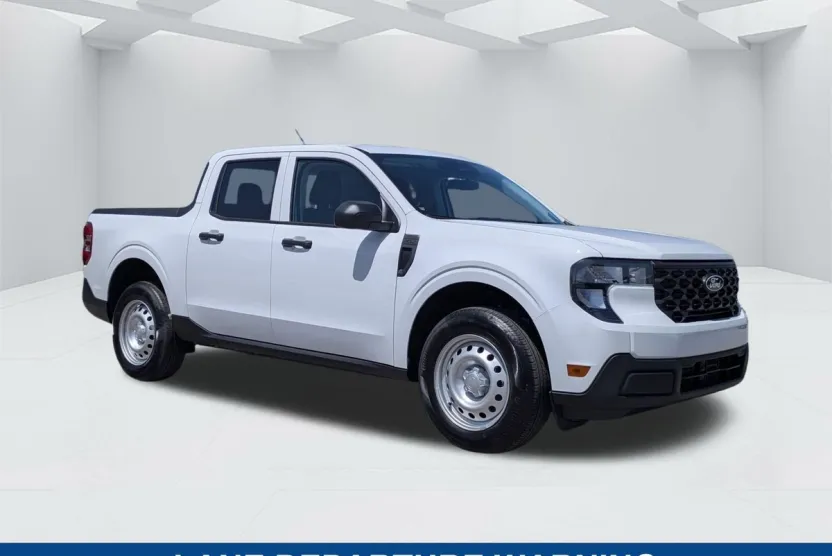 2025 Ford Maverick XL photo 1