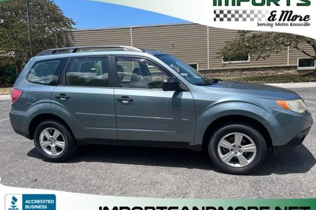 2013 Subaru Forester 2.5X photo 1