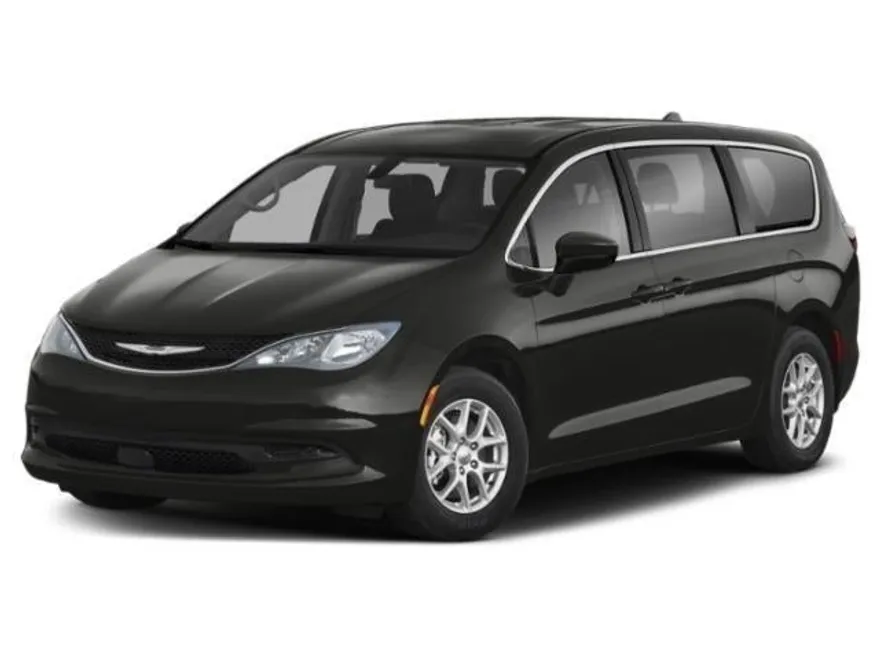 2022 Chrysler Voyager LX photo 1