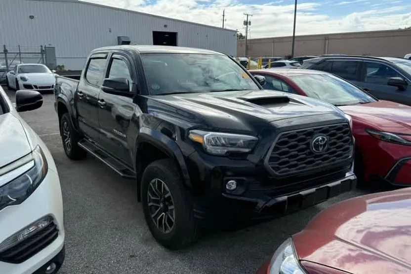 2023 Toyota Tacoma TRD Sport Double Cab V6 photo 1