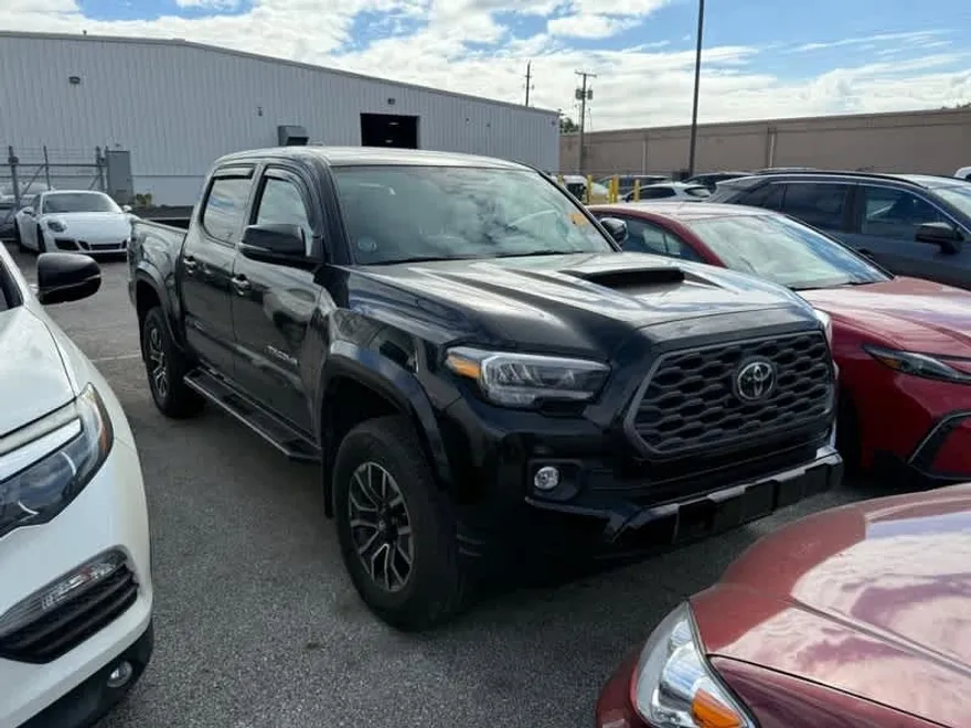 2023 Toyota Tacoma TRD Sport Double Cab V6 photo 1