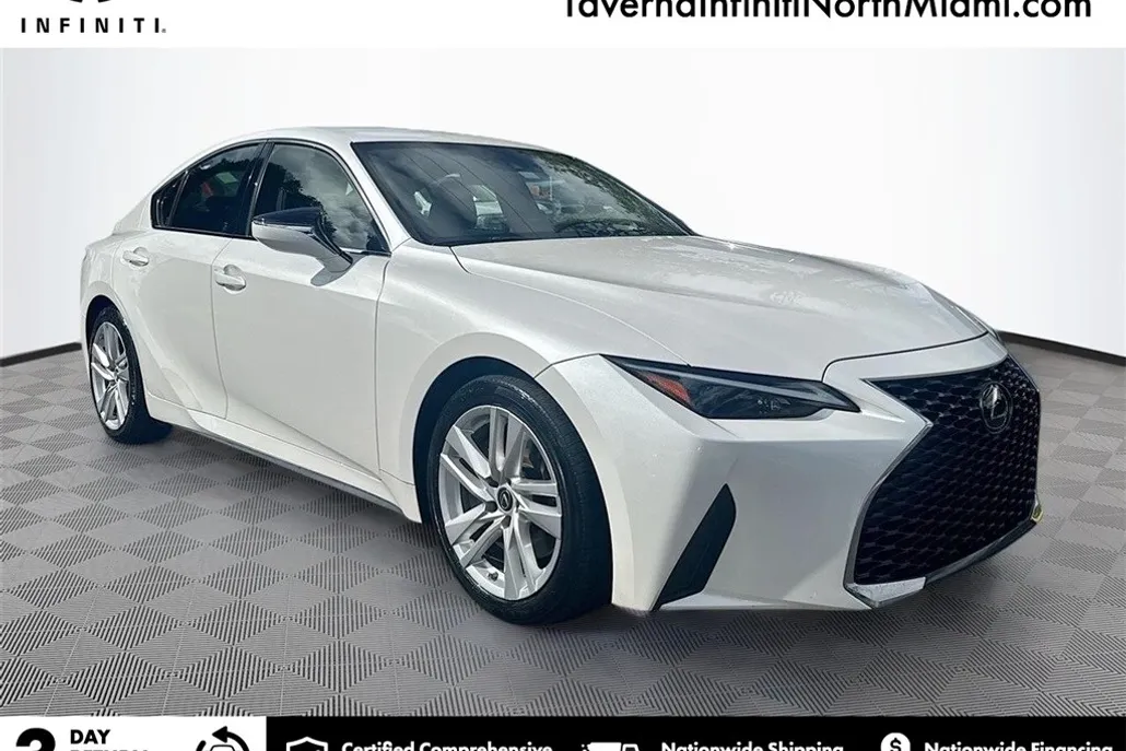 2021 Lexus IS 300 photo 1