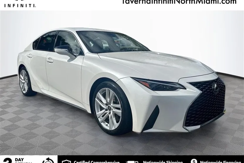2021 Lexus IS 300 photo 1