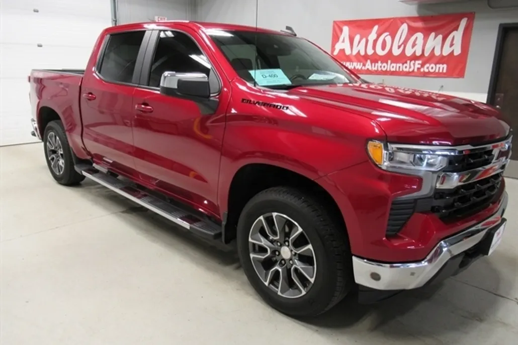 2023 Chevrolet Silverado 1500 LT photo 1