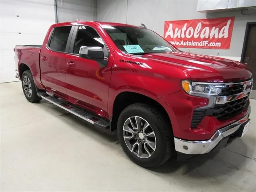 2023 Chevrolet Silverado 1500 LT photo 1