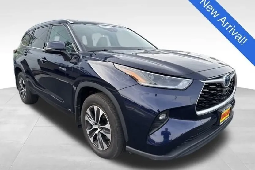 2021 Toyota Highlander Hybrid XLE photo 1