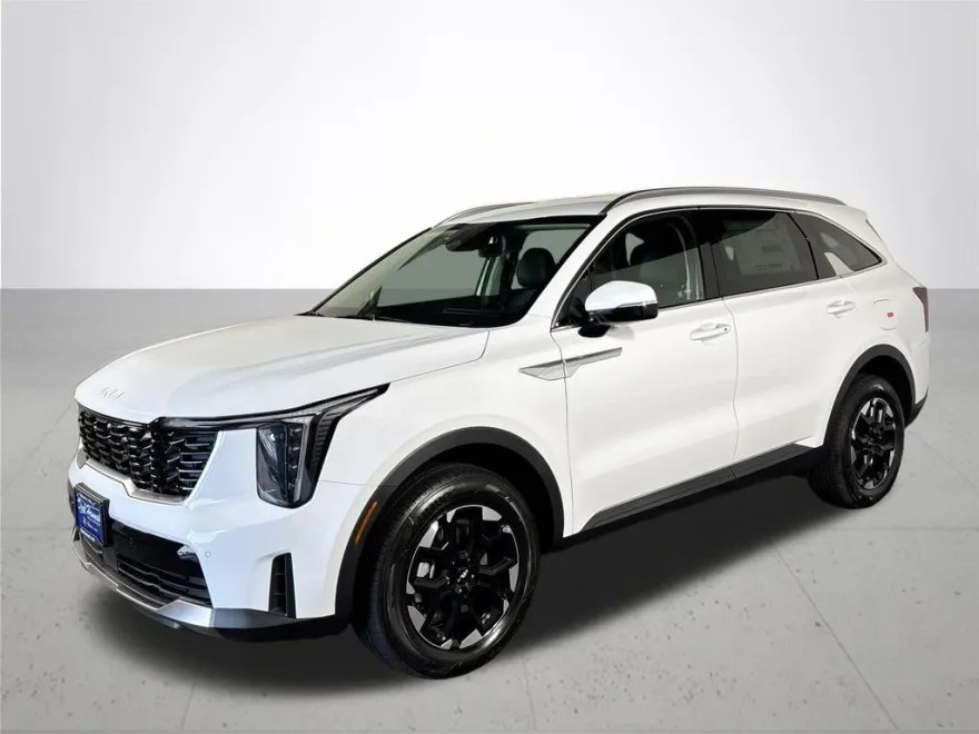 2025 Kia Sorento S photo 1