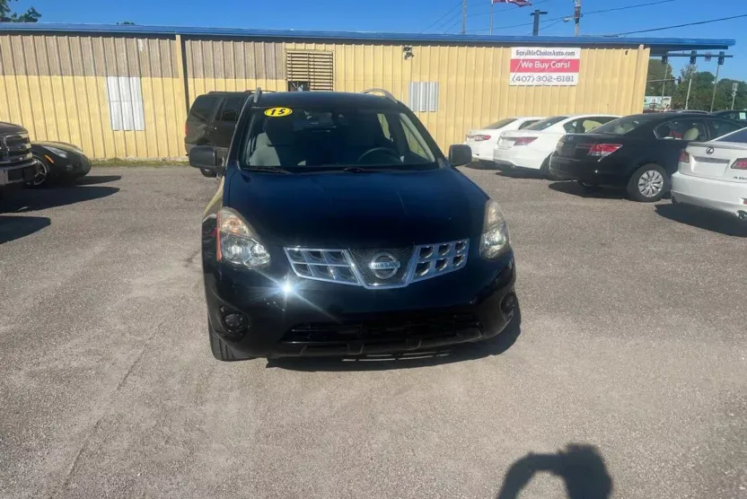 2015 Nissan Rogue Select S photo 1