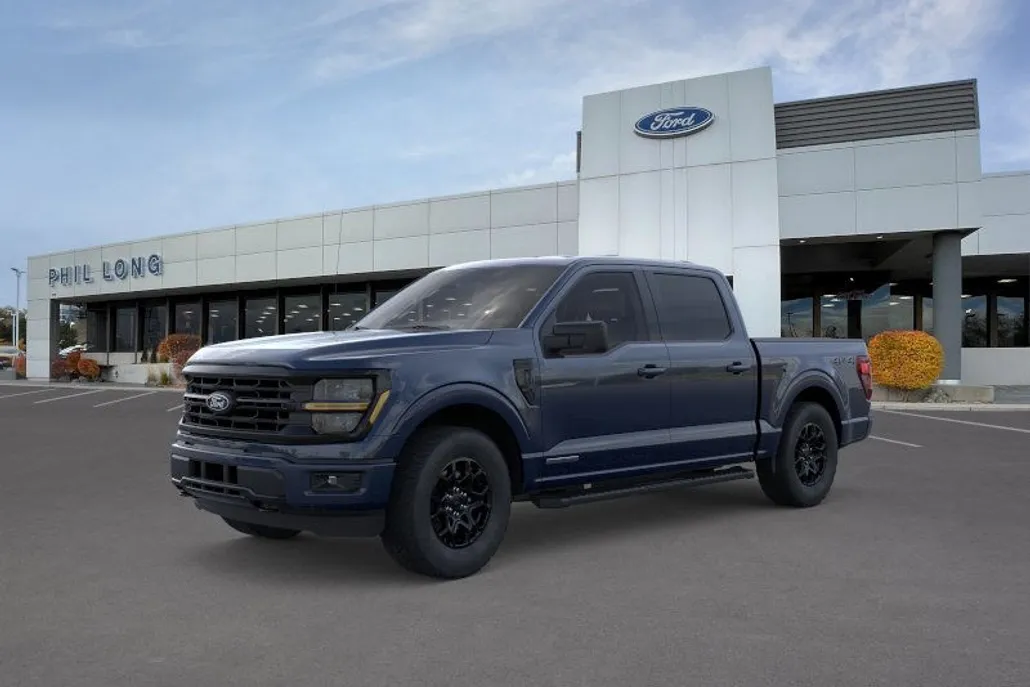 2025 Ford F-150 XLT photo 1