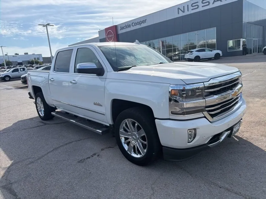 2016 Chevrolet Silverado 1500 High Country photo 1