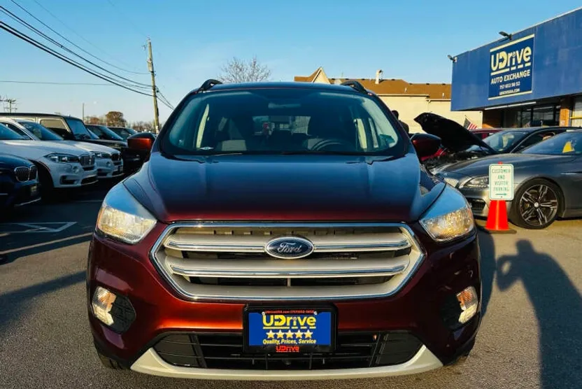 2018 Ford Escape SE photo 1
