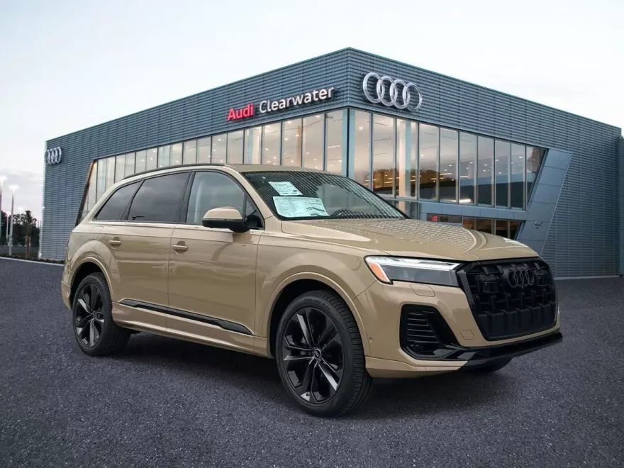 2025 Audi Q7 55 Premium Plus photo 1