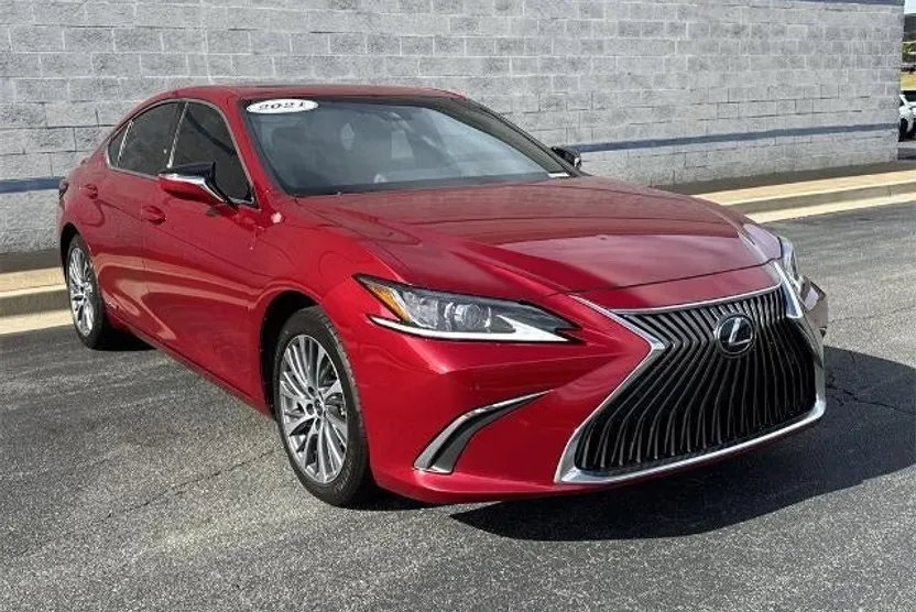 2021 Lexus ES 300h photo 1