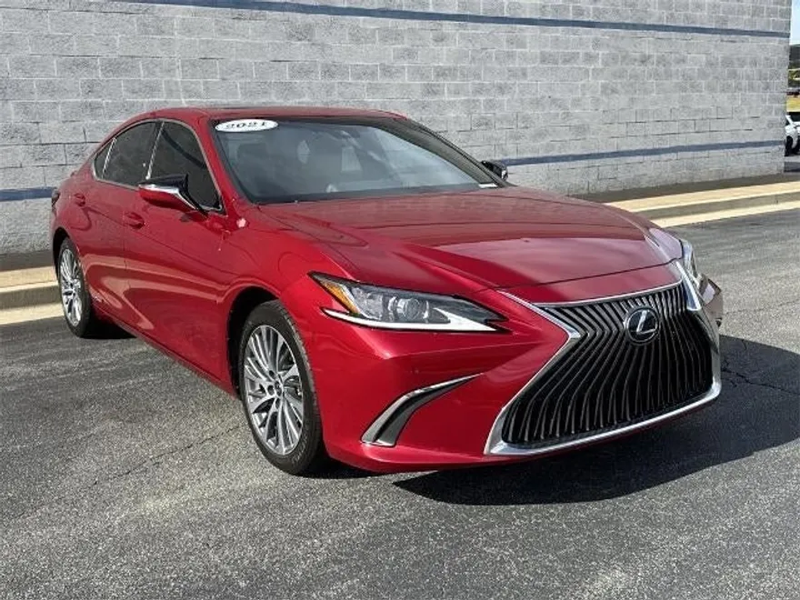 2021 Lexus ES 300h photo 1