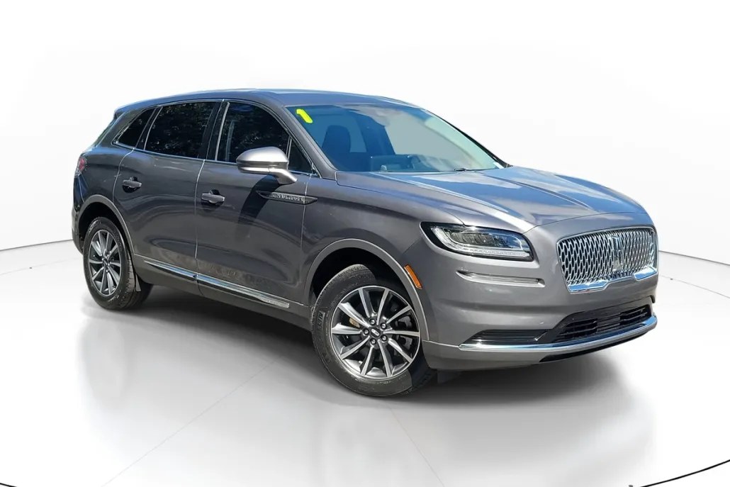 2021 Lincoln Nautilus Standard photo 1