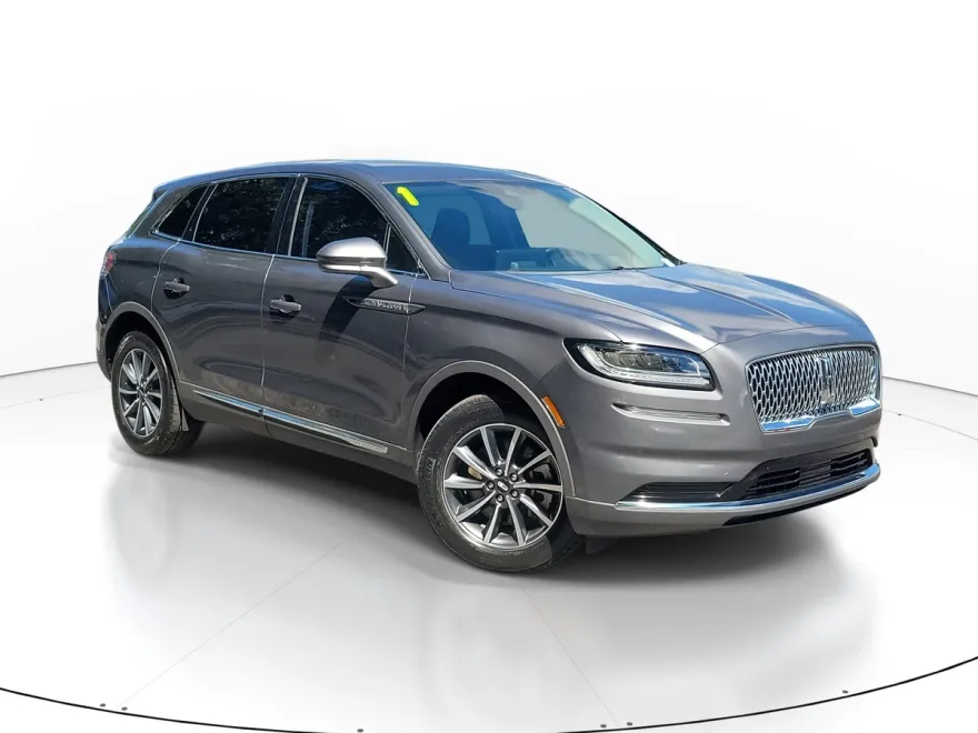2021 Lincoln Nautilus Standard photo 1
