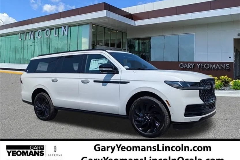 2025 Lincoln Navigator L Reserve photo 1