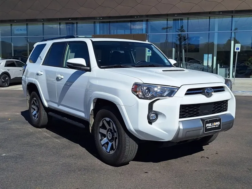 2023 Toyota 4Runner TRD Premium photo 1