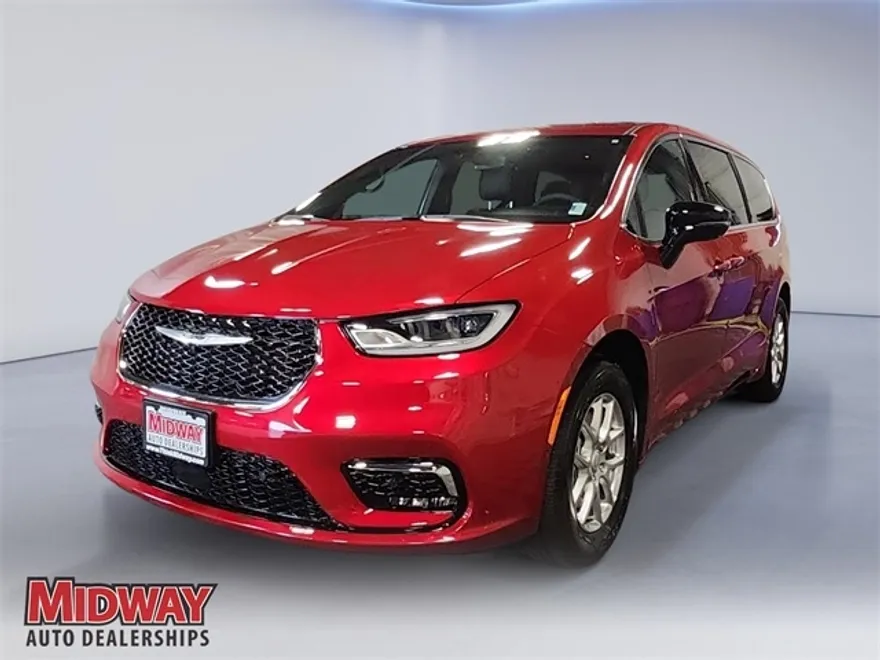 2026 Chrysler Pacifica photo 1