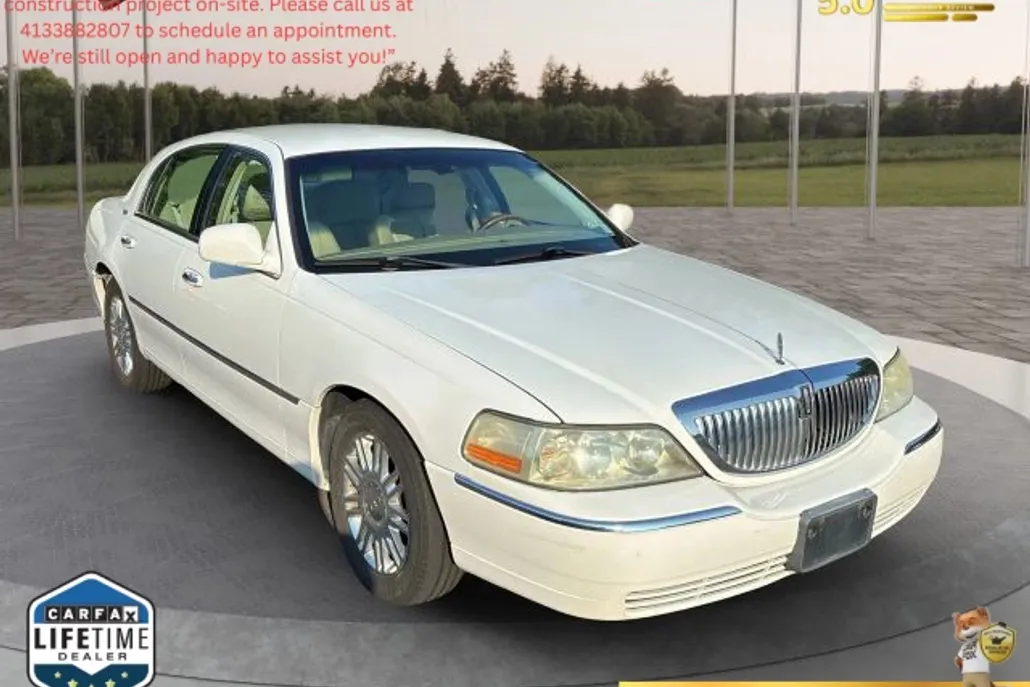 2009 Lincoln Town Car Signature Limited photo 1