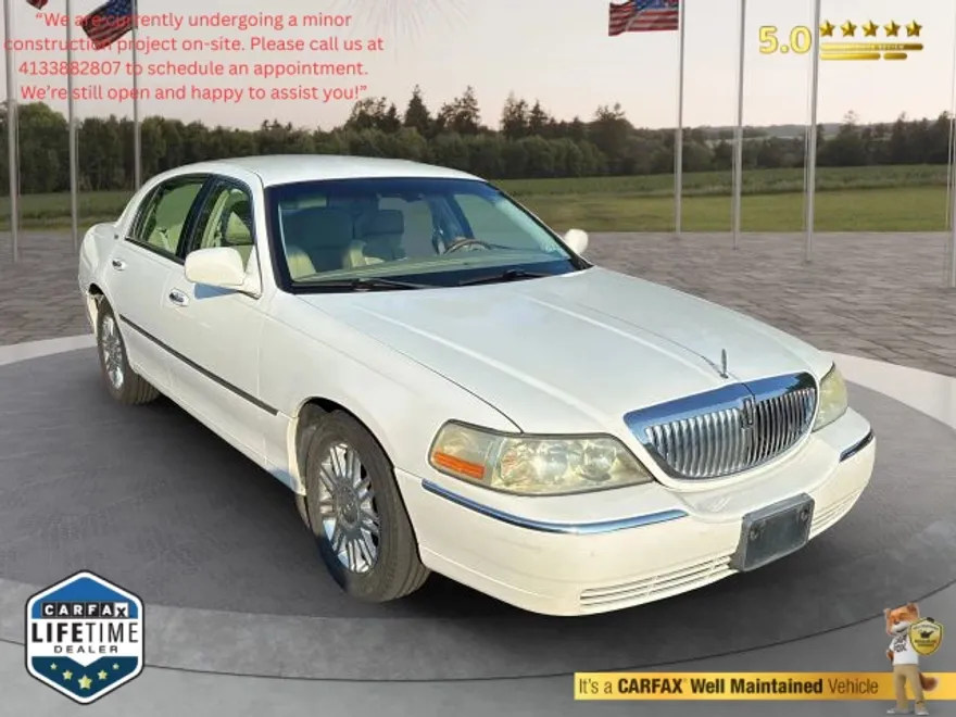 2009 Lincoln Town Car Signature Limited photo 1