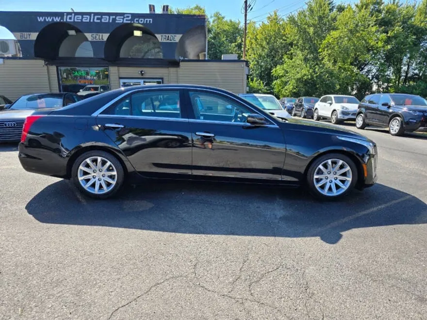 2015 Cadillac CTS Luxury photo 1