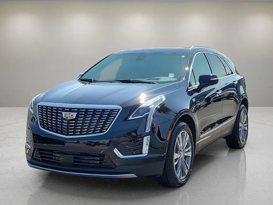 2024 Cadillac XT5 Platinum Premium Luxury photo 1
