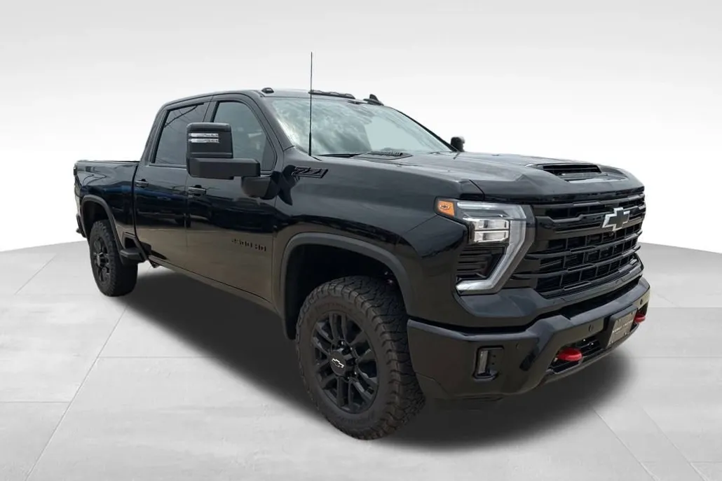 2025 Chevrolet Silverado 2500HD LTZ photo 1