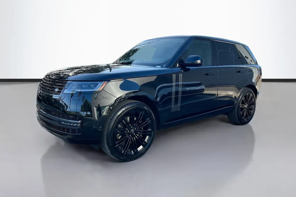 2025 Land Rover Range Rover SE photo 1
