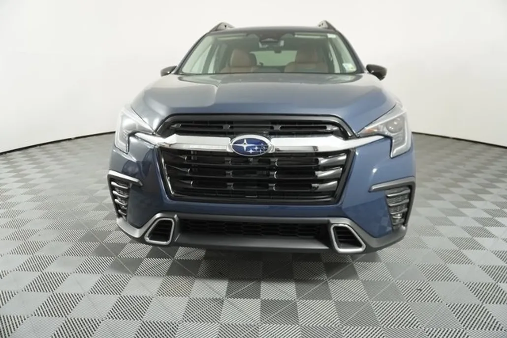 2025 Subaru Ascent Touring photo 1