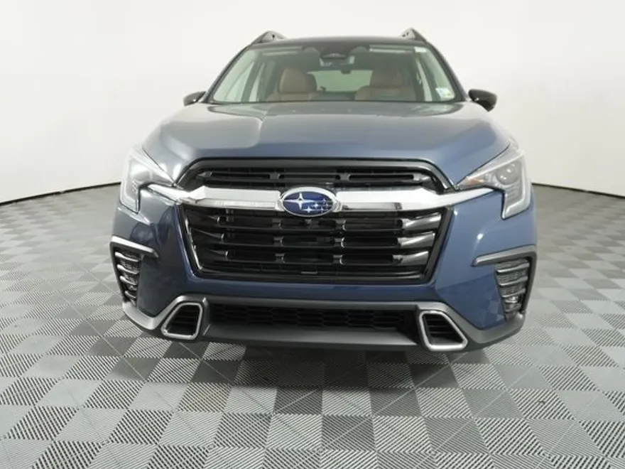 2025 Subaru Ascent Touring photo 1