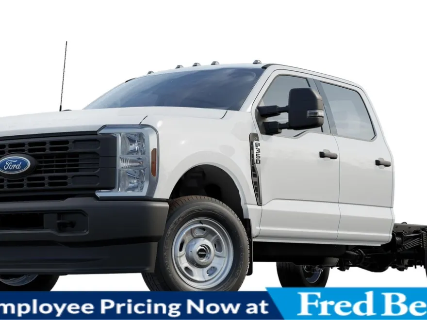 2025 Ford F-350 XL photo 1