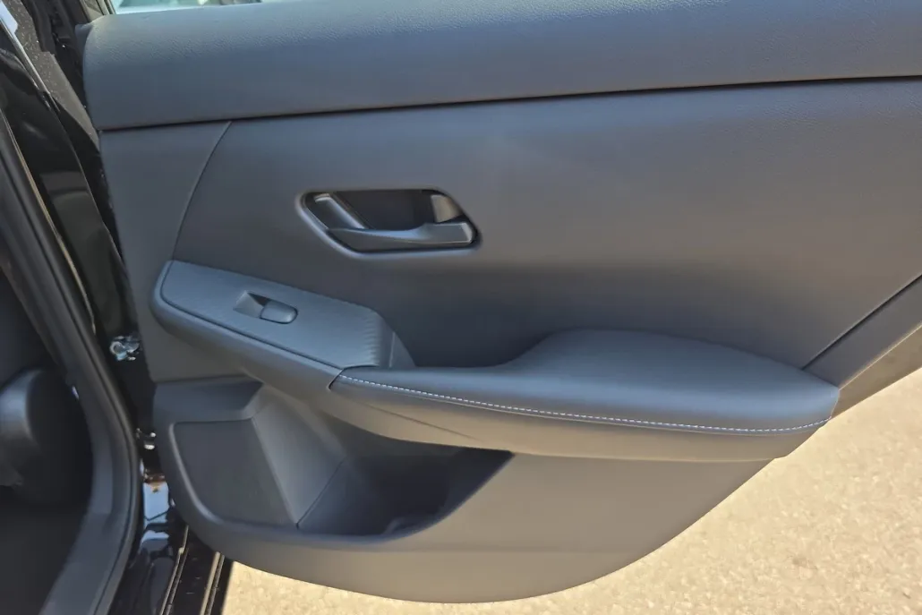 2025 Nissan Sentra SV photo 1