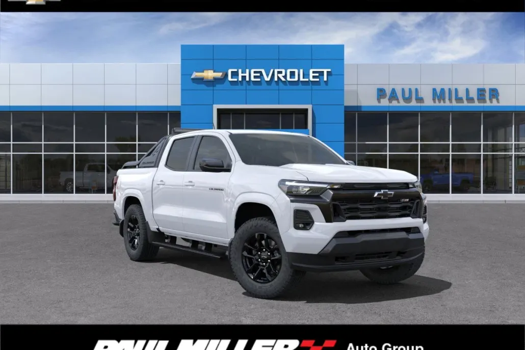 2025 Chevrolet Colorado Z71 photo 1
