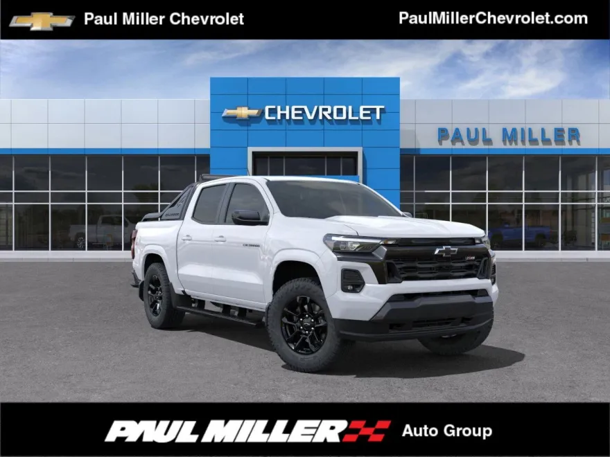 2025 Chevrolet Colorado Z71 photo 1