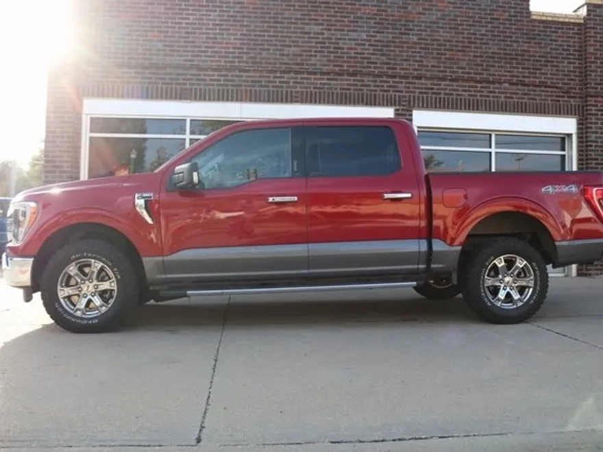 2021 Ford F-150 XLT photo 1