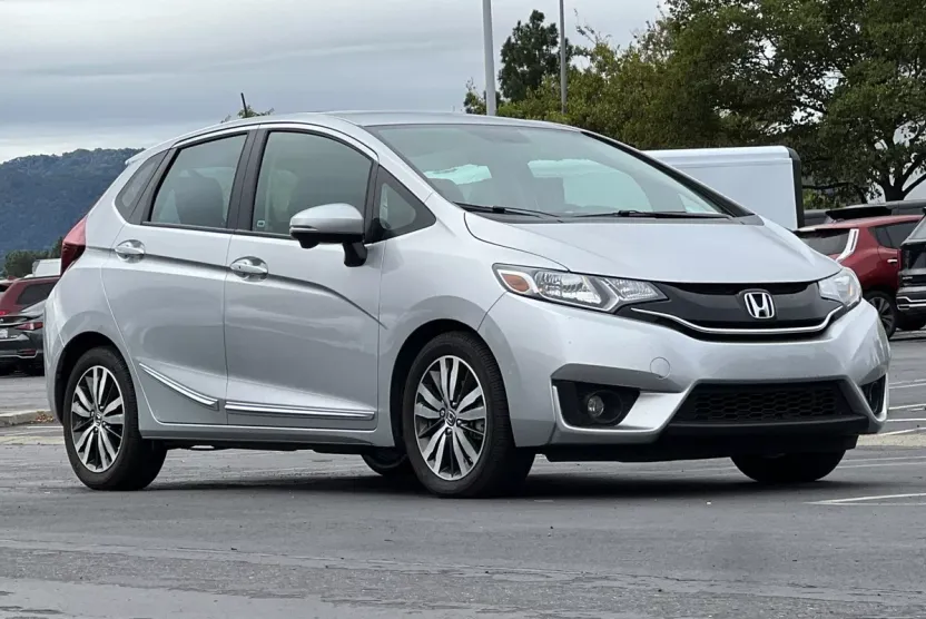 2015 Honda Fit EX-L photo 1