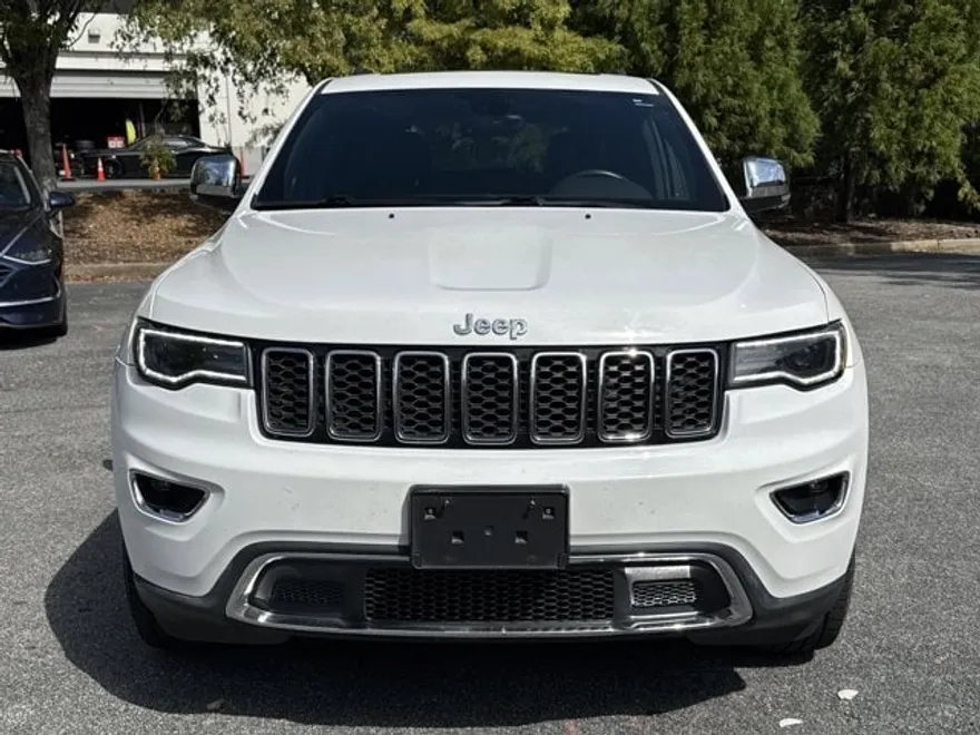 2017 Jeep Grand Cherokee Limited Sport photo 1