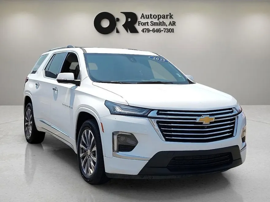 2022 Chevrolet Traverse Premier photo 1