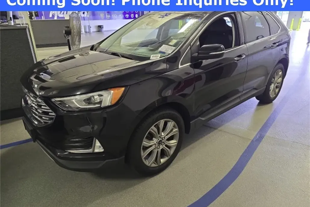 2019 Ford Edge Titanium photo 1