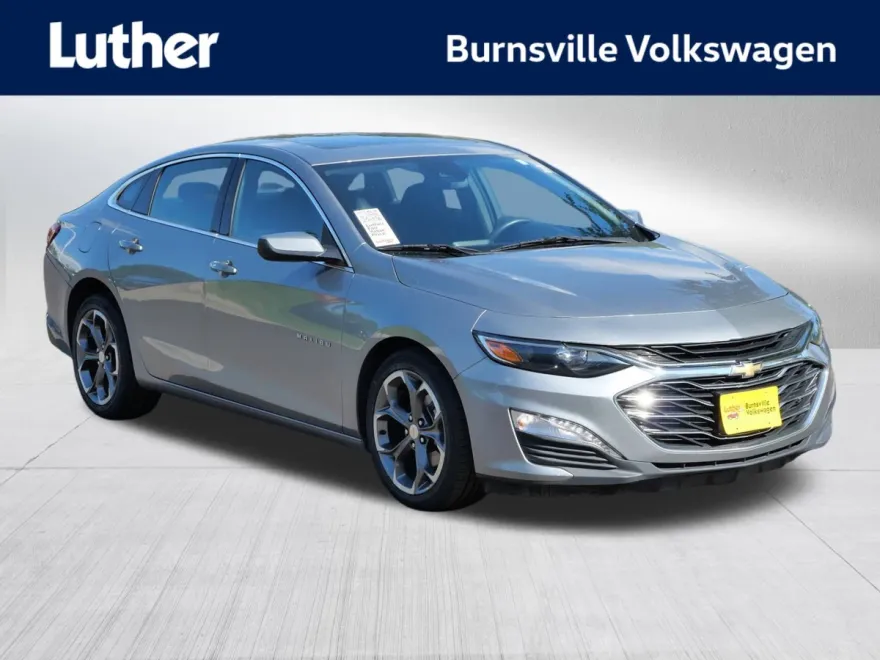 2023 Chevrolet Malibu 1LT photo 1