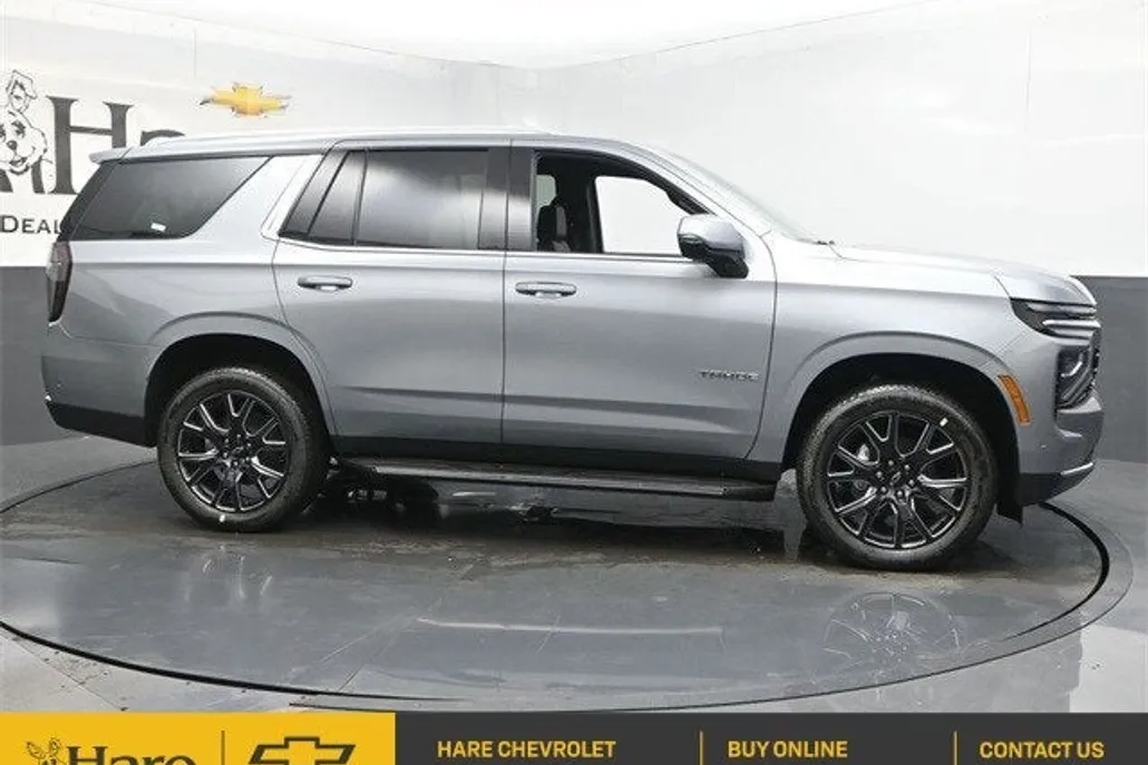 2025 Chevrolet Tahoe LT photo 1