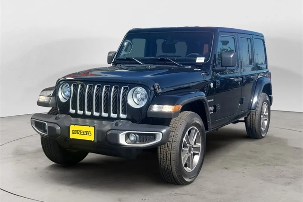 2023 Jeep Wrangler Sahara photo 1