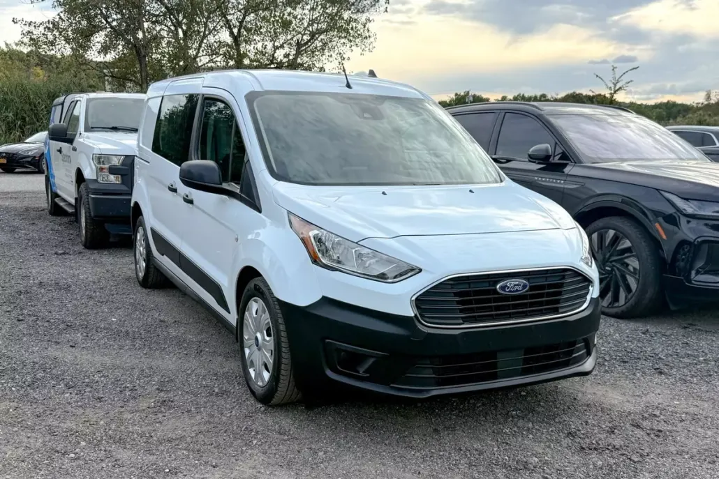 2023 Ford Transit Connect XL photo 1