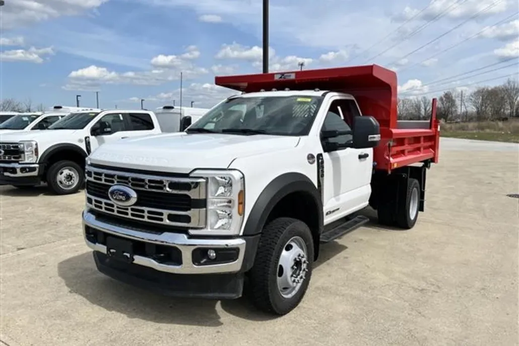 2024 Ford F-550 XL photo 1