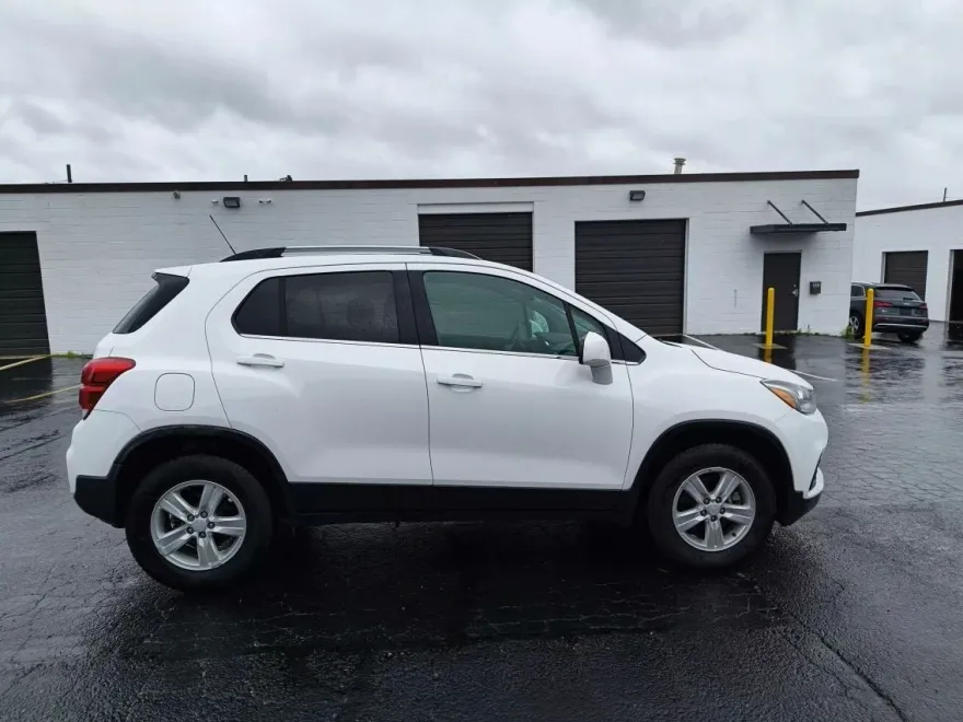 2017 Chevrolet Trax LT photo 6