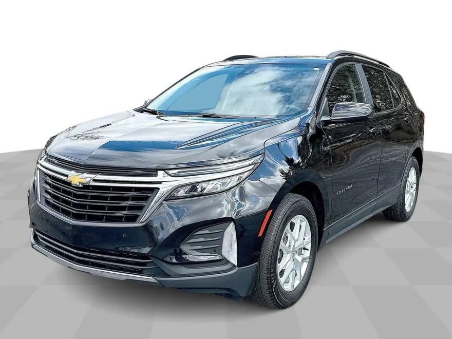 2022 Chevrolet Equinox LT photo 1